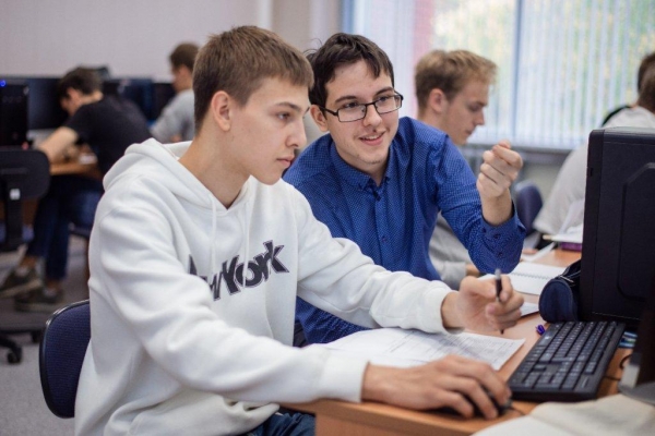 Бесплатное IT образование на «Цифровой кафедре» получат более 1 200 студентов Удмуртии