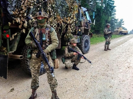 Украинский спецназ получил маскхалаты-невидимки