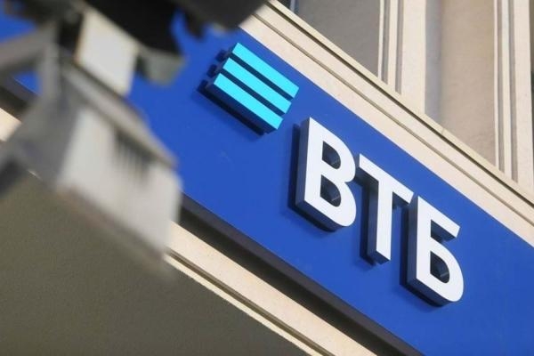 ВТБ: доля внесенных в банкоматы средств выросла до 40%