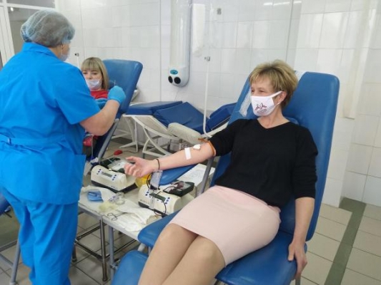 Сданная во время акции «Донорская весна» кровь поможет спасти не менее 25 пациентов
