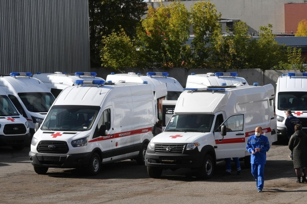 Стало известно, в какие города и районы Удмуртии поступили 22 автомобиля скорой помощи