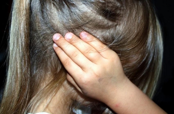 Жителя Удмуртии будут судить за жестокое обращение с 9-летней дочерью