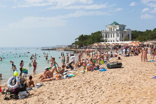 Из-за пандемии коронавируса отдых на российских курортах может подорожать на треть