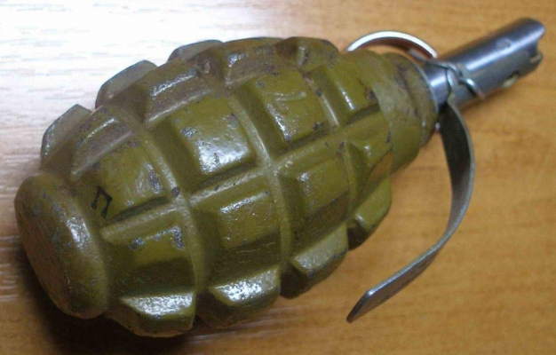 Похожий на гранату предмет нашли в многоэтажном доме в Ижевске