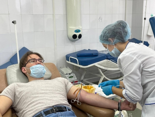 Участники акции «Донорская осень» в Удмуртии сдали более 40 литров крови
