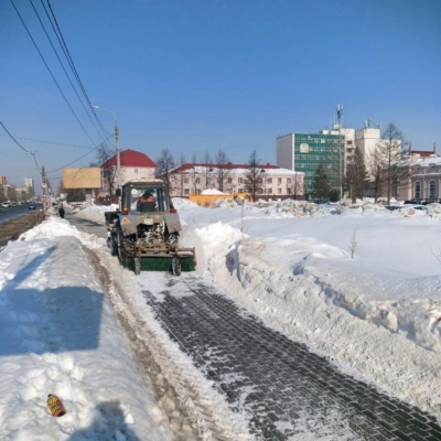 К вскрытию  тротуаров приступили в Ижевске