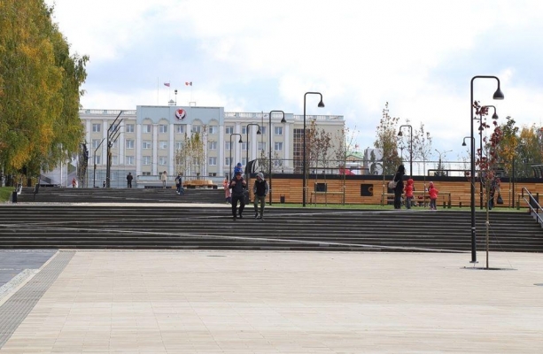 Центральную площадь в Ижевске зимой будут посыпать мраморной крошкой