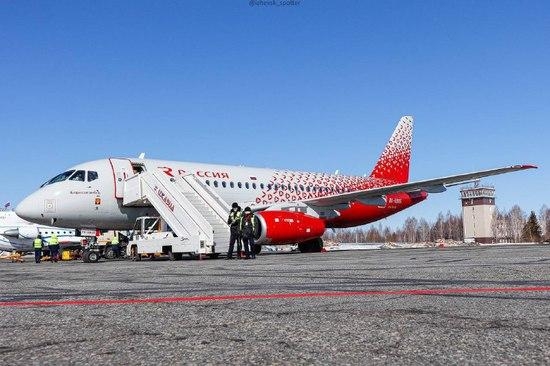 Первый самолет авиакомпании «Россия» совершил посадку в Ижевске  