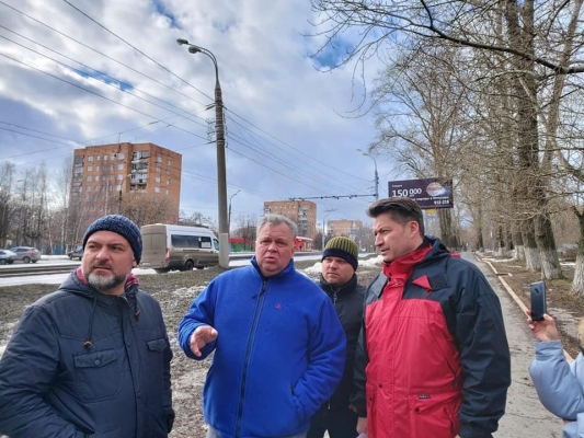Глава Ижевска оценил состояние тротуаров в городке Металлургов