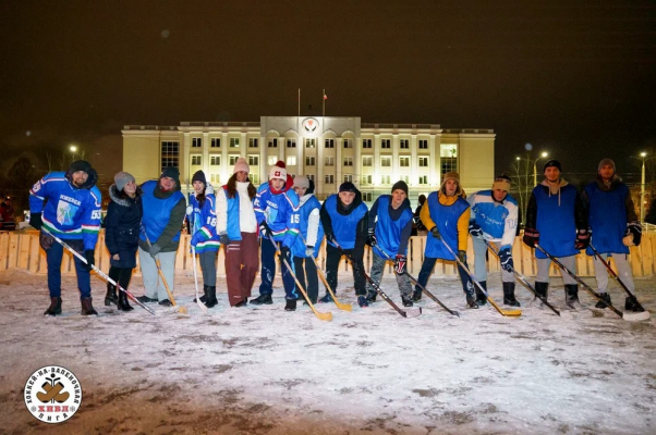 Более 300 ижевчан поучаствовали во Всероссийском марафоне дворового хоккея
