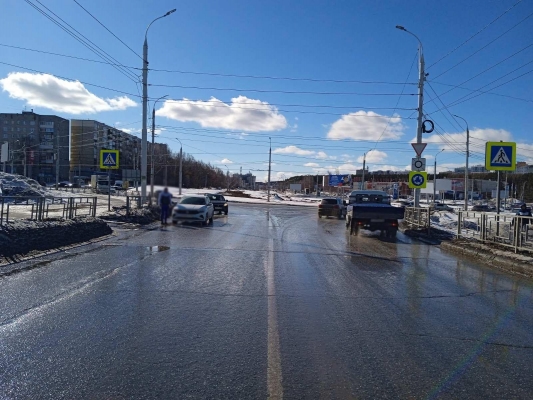 Ребенок попал под колеса автомобиля 14 марта в Ижевске