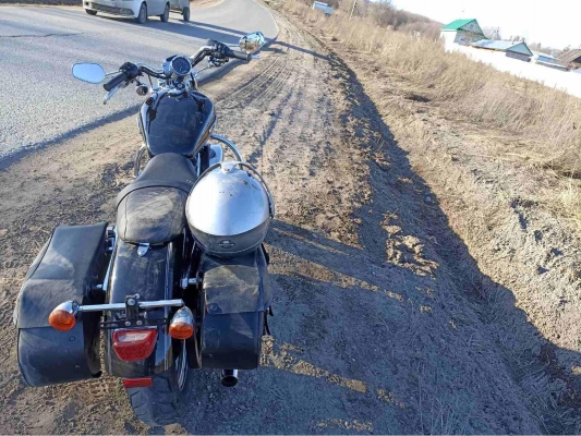 Мотоциклист на «Харлее» опрокинулся на дороге «Ижевск-Аэропорт»