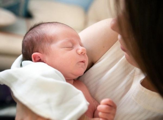 Почти 2 тысячи новорожденных обследовали в Удмуртии в рамках программы неонатального скрининга за два месяца 2024 года