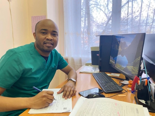 Представитель африканского континента впервые трудоустроен врачом в Удмуртии